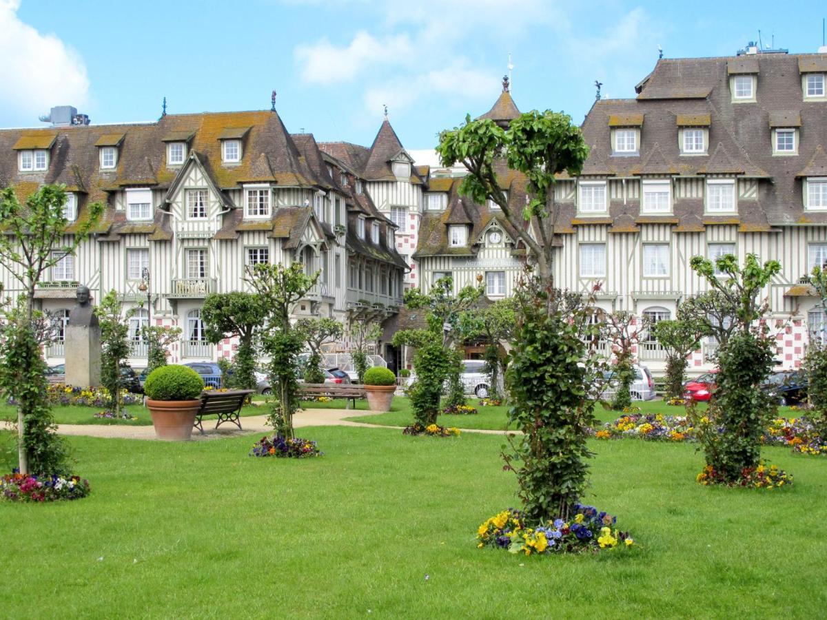 Apartment Bonsecours By Interhome Trouville-sur-Mer Bagian luar foto